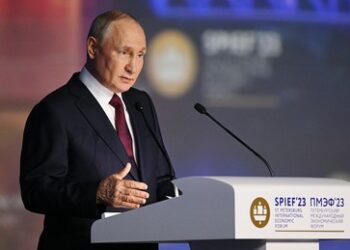 Putin: Die Ukraine kann mit fremden Waffen auf lange Sicht keinen Krieg führen