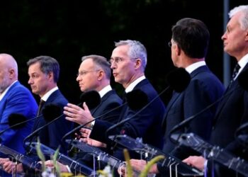 Säbelrasseln geht weiter: NATO bereitet sich auf "Verteidigung" gegen Weißrussland vor