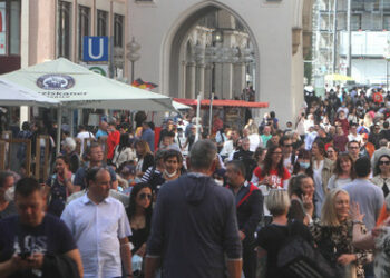 Starkes Bevölkerungswachstum in Deutschland vor allem wegen Zuwanderung aus der Ukraine