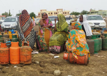 Sudan: Bürgerkrieg vertreibt zwei Millionen Menschen – Schwerpunkt der Kämpfe wird Darfur