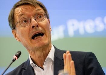 "Eine Schande, diese Hassrede zu hören" – Das Totalitarismus-Kurzzeitgedächtnis des Karl Lauterbach