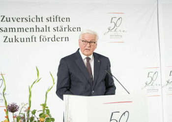 "Migranten werden die Mächtigen sein"? "Zeit" bekommt Shitstorm wegen antideutschem Artikel