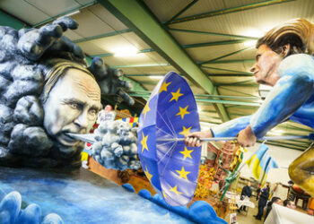 "Mutige Regulierung": Wissenschaftler fordert strengere Zensur "propagandistischer Auslandsmedien"