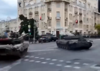 "Wagner" marschiert in Rostow ein – Durchsuchungen in Sankt Petersburg