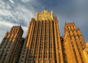 Außenministerium: Russen müssen Erwerb einer anderen Staatsbürgerschaft binnen 60 Tagen melden