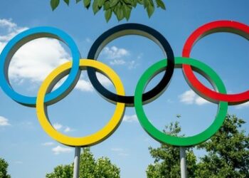 Das IOC wird Russland und Weißrussland vorerst nicht zu den Olympischen Spielen 2024 einladen