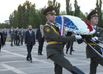 Der französische Neokolonialismus im südlichen Kaukasus bedroht die Sicherheitsinteressen Russlands