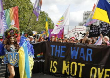 Die Ukraine auf dem CSD-Berlin: "Be pride like Ukraine"