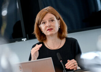 Für Zweitwohnung und Dienstwagen? Neue rbb-Chefin fordert acht Prozent mehr Rundfunkgebühren