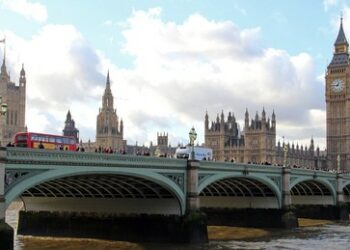 Großbritannien: Falsches Pronomen in der Familie ein Fall für den Staatsanwalt