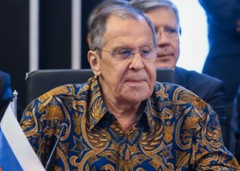 Lawrow appelliert an Journalisten: Manipulation vermeiden, die bei westlichen Medien üblich ist