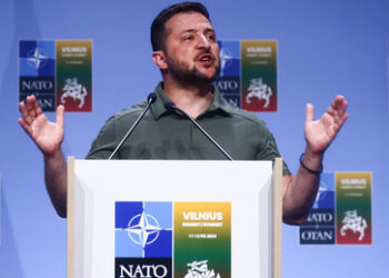 Medien: Selenskij drohte mit Fernbleiben von erster Sitzung des Ukraine-NATO-Rates