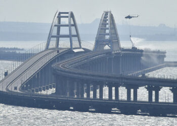 Medwedew: Verantwortliche des Anschlags auf Krim-Brücke suchen und eliminieren