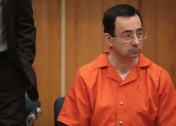 Nach Epstein-Kontaktenthüllung: Messerattacke gegen Sexualstraftäter und Ex-US-Sportarzt Nassar