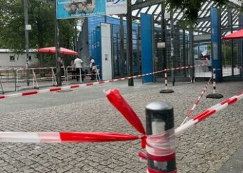 Nach Polizeieinsatz am Sonntag: Columbiabad in Berlin-Neukölln gibt auf