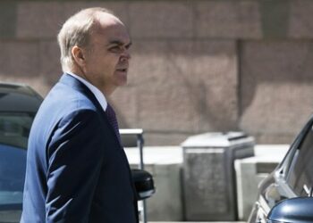 Russischer Botschafter in den USA: Selenskij "zieht den ganzen Planeten in die Hölle"