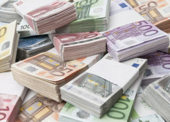 Weniger Sozialstaat für Reiche? Die winzige Minderheit der Hochverdiener tobt