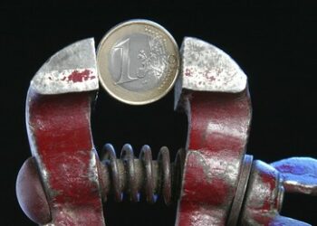 Wirtschafts-Experten erwarten hartnäckigen Preisanstieg im Euroraum