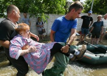 Zahl der Todesopfer nach Dammbruch am Wasserkraftwerk Kachowka steigt auf 53