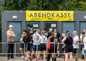 "Aktivisten" sabotieren Kabel bei Rammstein-Konzert in Berlin