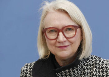 "Willkommenskultur": Wirtschaftsweise fordert 1,5 Millionen Zuwanderer pro Jahr