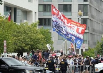 Anklagen gegen Trump: Ex-Präsident plädiert auf "nicht schuldig"