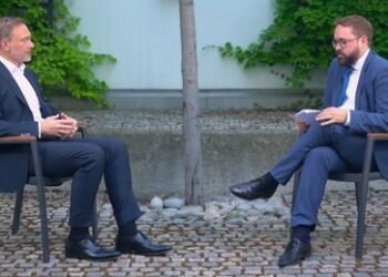 Bild-Redakteur Ronzheimer provoziert Finanzminister: "Wünschen Sie sich, dass Putin stirbt?"