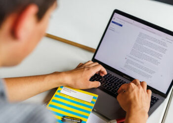 Bill Gates wirbt für Schulunterricht mittels Künstlicher Intelligenz