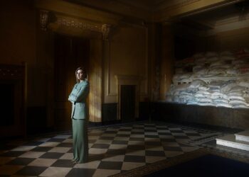 Ein Beach Club in Kiew und seine "kriegsgebeutelten" Besucher