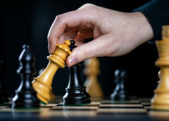 Internationaler Schachverband verbietet Transgender-Spielern Teilnahme an Frauenturnieren