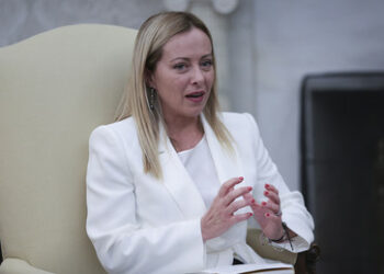 Italien: Regierung streicht Hunderttausenden die Sozialhilfe – per SMS