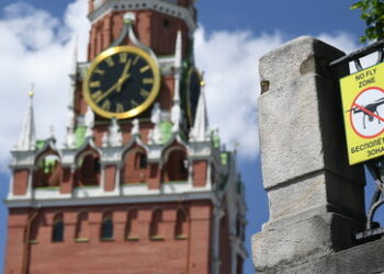 Moskauer Flughafen vorübergehend geschlossen – Drohne nahe russischer Hauptstadt abgeschossen