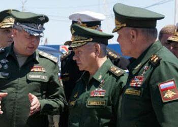 Schoigu auf Inspektion bei Rüstungsbetrieben im Gebiet Tula