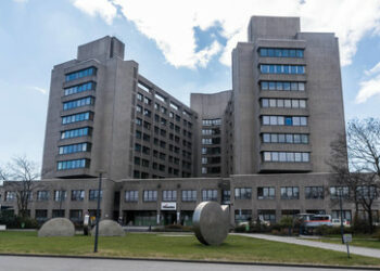 Sinnbild fürs Gesundheitssystem: Berliner Klinik säuft ab