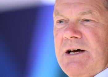 Total-Absturz für Scholz: Zwei Drittel der Deutschen wünschen sich neue Regierung