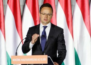 Ungarns Außenminister Szijjártó erklärt EU-Sanktionen gegen Russland für gescheitert