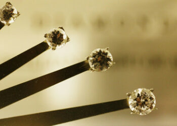 Verbindungen zu russischem Diamantenproduzenten: Indien bittet USA um Freigabe von Geldern