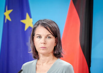 Verstoß gegen § 130 StGB? Baerbock billigt Kriegsverbrechen der Ukraine