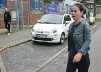 "Wertebasierte Kommunikation": Baerbock will jetzt undiplomatische Diplomaten