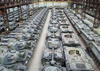 Akt der Verzweiflung: Ukraine erhält Panzer aus den 1960er Jahren