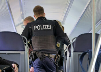 Bundespolizei warnt: Attentäter manipulieren wieder Steckdosen in Zügen