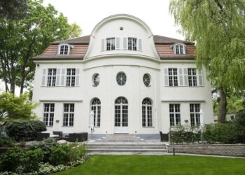 Kostenexplosion bei Steinmeiers "Ausweich-Quartier" trotz 740.000 qm Büroflächen-Leerstand in Berlin