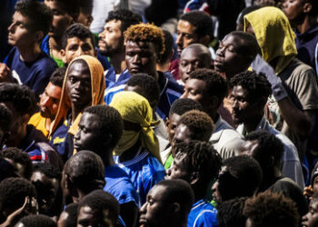 Lampedusa versinkt wegen Flüchtlingsstrom im Chaos: Italien greift zu Notmaßnahmen