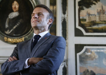 Neue Demütigung für Frankreich: Französischer Botschafter in Niger "wie Geisel" gehalten