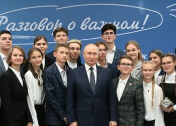 Putin bezeichnet Gentechnik als Waffe mit zerstörerischer Kraft