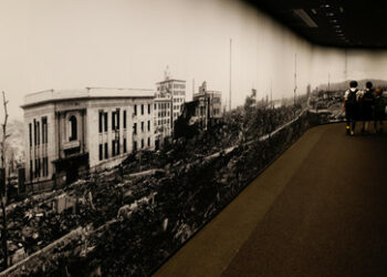 Sacharowa zu von der Leyen: Russland in Bezug zur Bombe von Hiroshima zu setzen, ist abscheulich