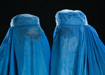 Schweizer Parlament beschließt Burka-Verbot