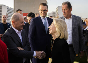 "BILD100": BRD-Elitentreff im Hause Springer