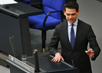 Bröckelt die "Brandmauer"? CDU-Mann Ploß macht sich für AfD-Vertreter im Bundestagspräsidium stark