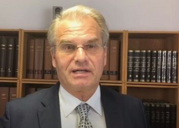 Corona-Maßnahmenkritiker Reiner Füllmich in Frankfurt festgenommen